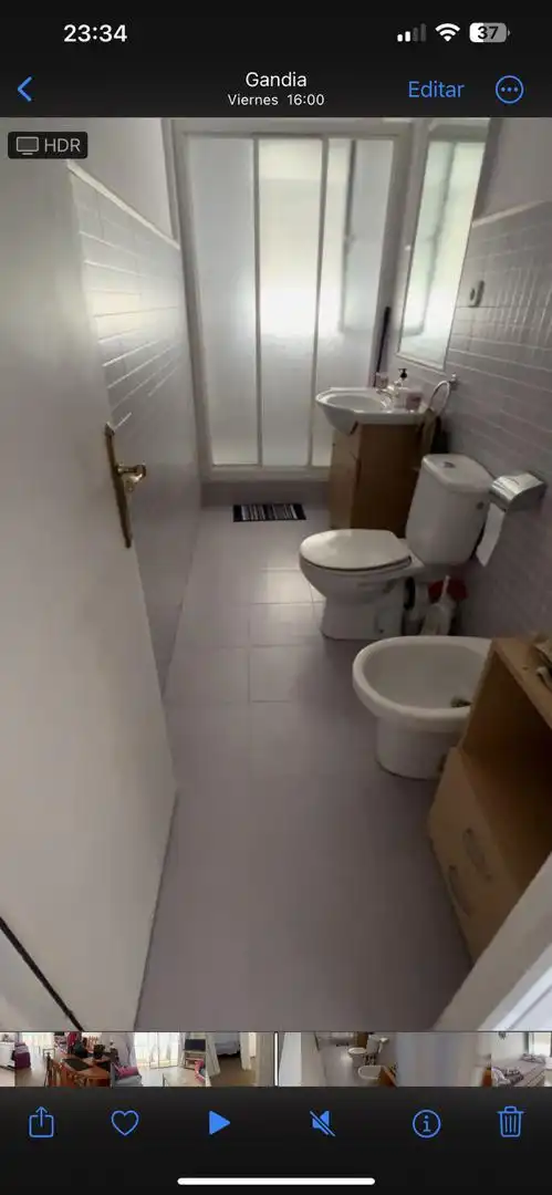 Habitació a Carrer Proa, 4, Grau de Gandia - Venecia - Marenys de Rafalcaid Bany de Pis per a compartir en Gandia amb Aire condicionat, Terrassa i Moblat