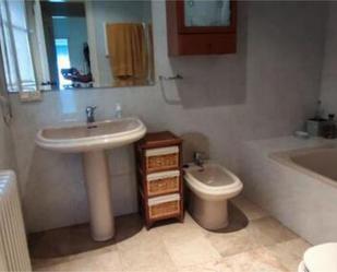 Bathroom of Apartment to rent in  Granada Capital