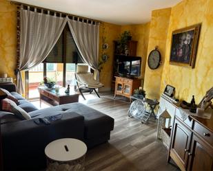 Living room of Flat for sale in La Pobla de Segur  with Heating, Parquet flooring and Terrace