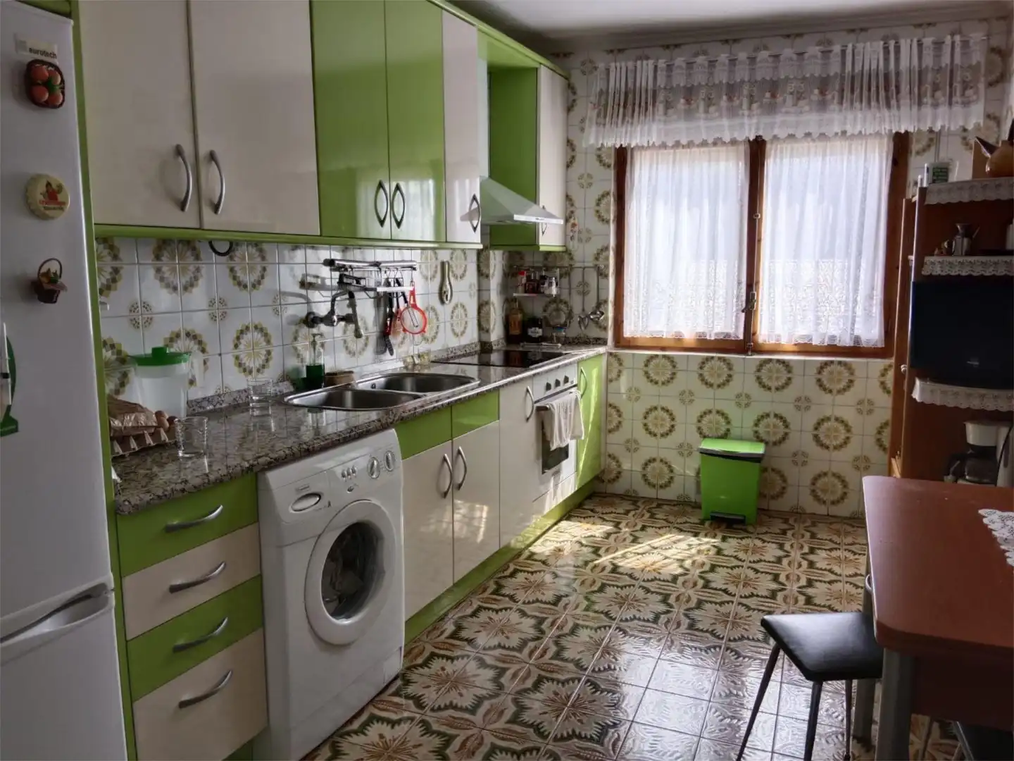 Küche von Wohnung zum Verkauf in Sotillo de la Ribera mit Privatgarten, Parkett und Terrasse