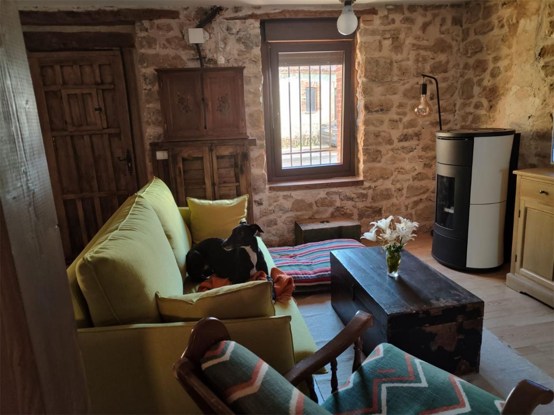 Sala de estar de Piso en venta en Villamanín con Calefacción, Jardín privado y Amueblado