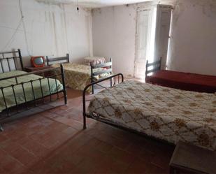 Schlafzimmer von Einfamilien-Reihenhaus zum verkauf in Serón de Nágima mit Balkon