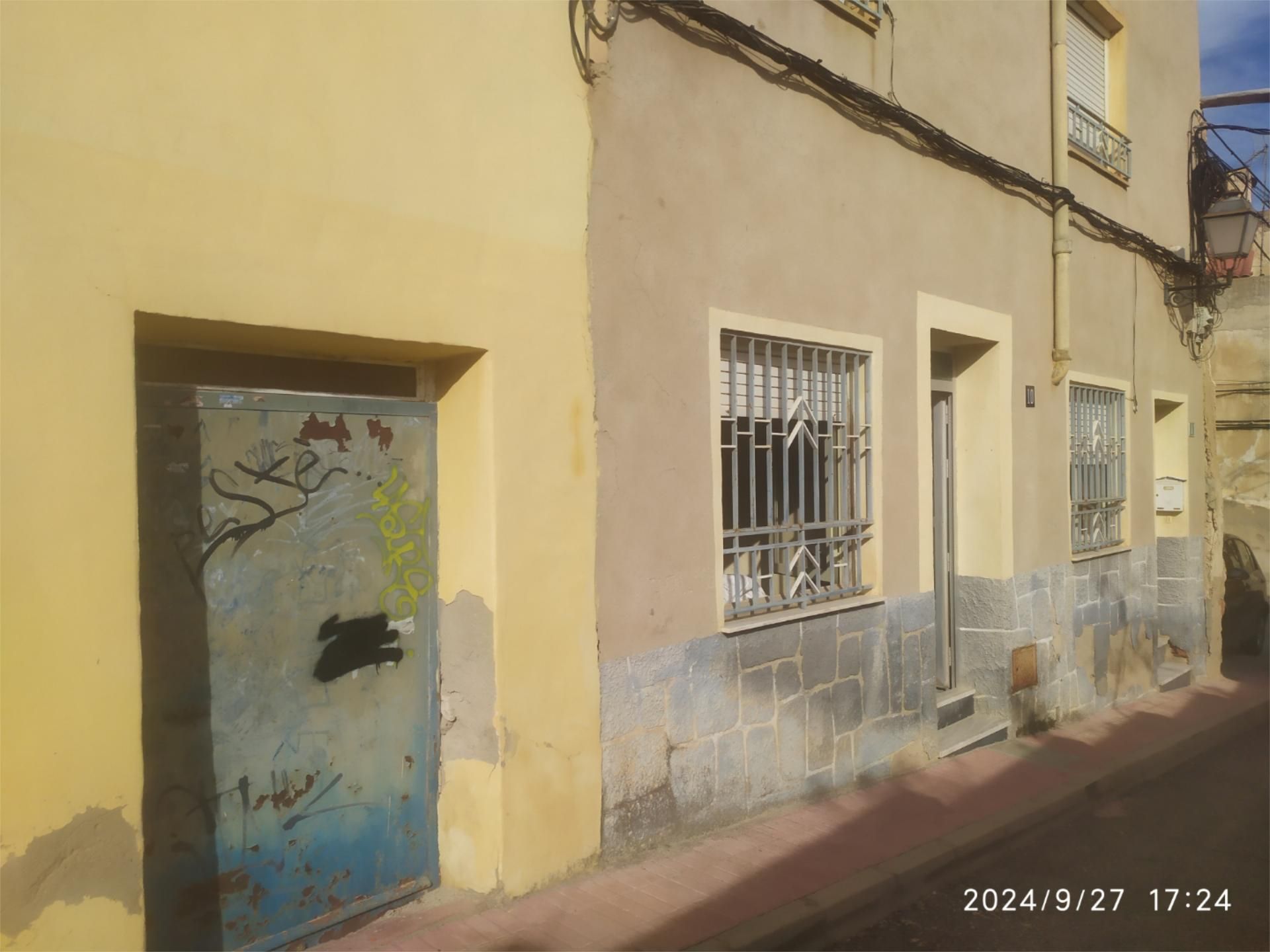 Vista exterior de Planta baixa en venda en Monóvar  / Monòver amb Jardí privat, Terrassa i Traster