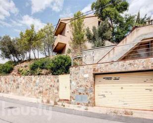 Vista exterior de Casa adosada en venda en Torrelles de Llobregat