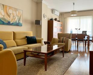 Living room of Flat for sale in  Albacete Capital  with Air Conditioner and Balcony