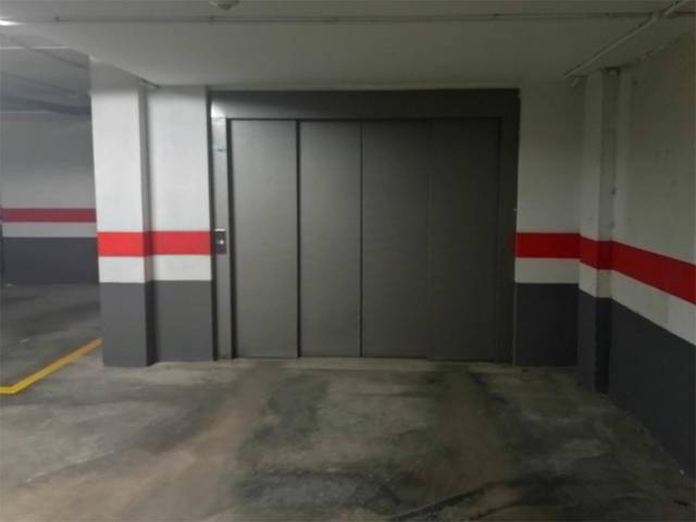 Garaje en Alquiler en Carril de las Palmeras, 53 en Aljucer