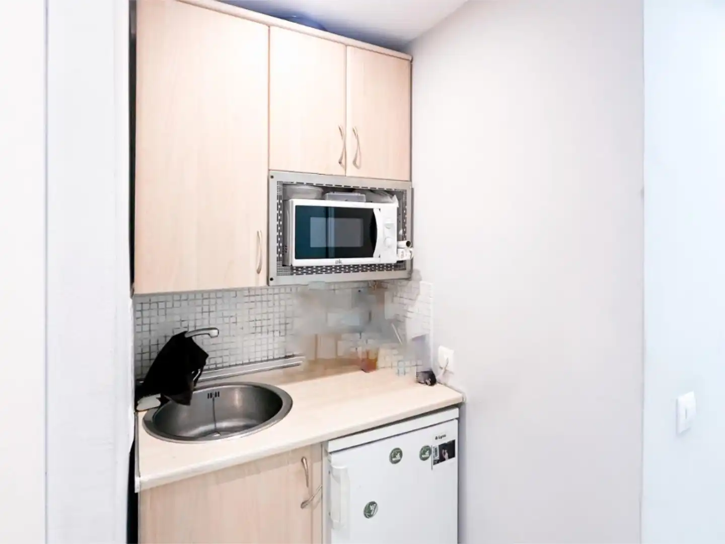 Kitchen of Office for rent in Sevilla