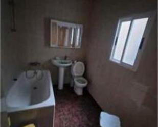 Bathroom of Flat for sale in Miranda de Ebro