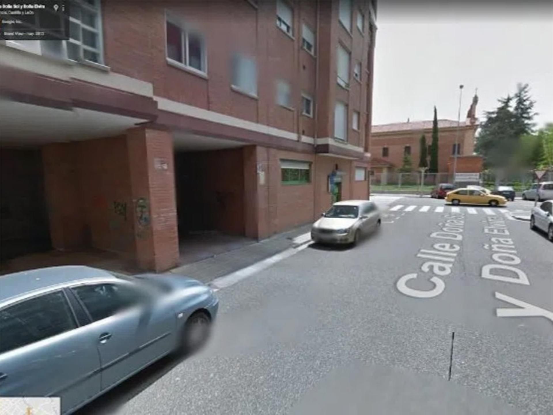 Exterior view of Garage for sale in Palencia Capital