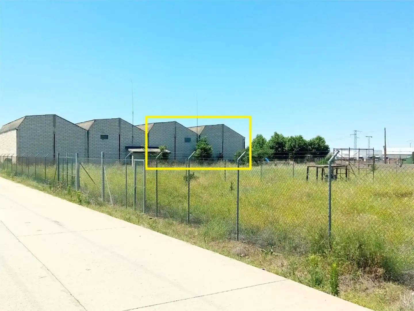 Commercial properties for sale in ZA-610, 1, Arcenillas Commercial properties for sale in Arcenillas