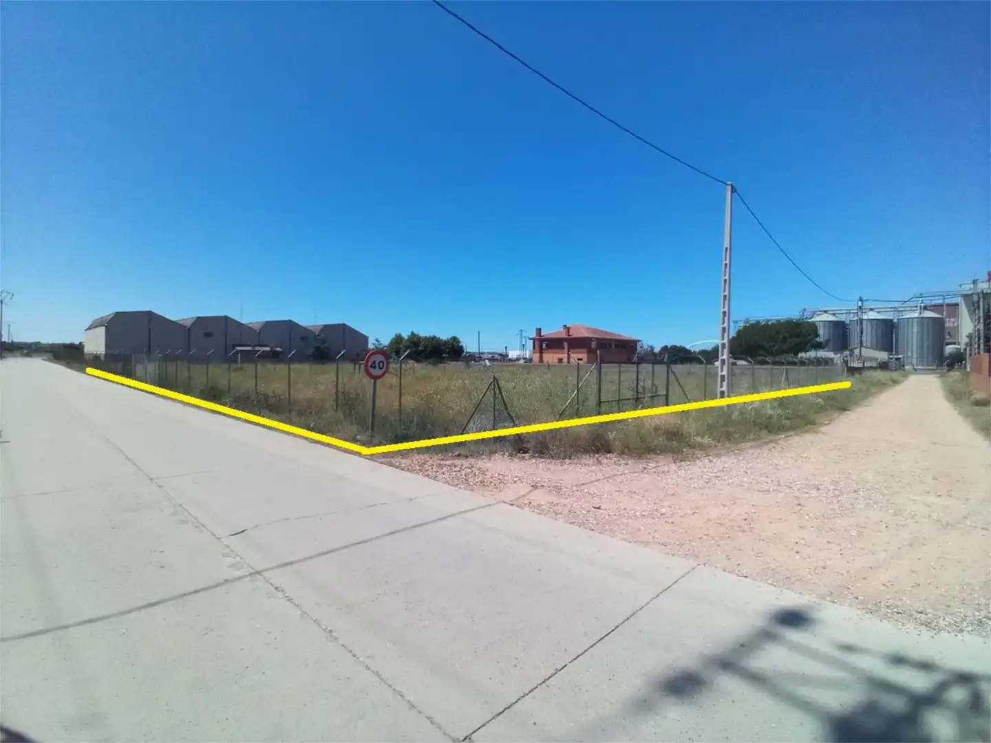 Commercial properties for sale in ZA-610, 1, Arcenillas Commercial properties for sale in Arcenillas