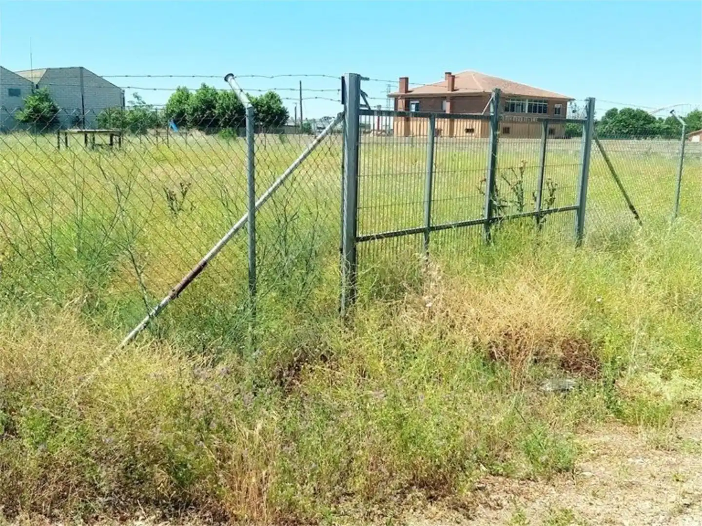 Commercial properties for sale in ZA-610, 1, Arcenillas Commercial properties for sale in Arcenillas