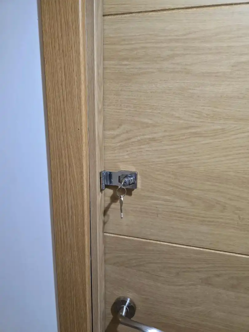 Dormitori de Casa o xalet per a compartir en Recas amb Calefacció, Parquet i Moblat