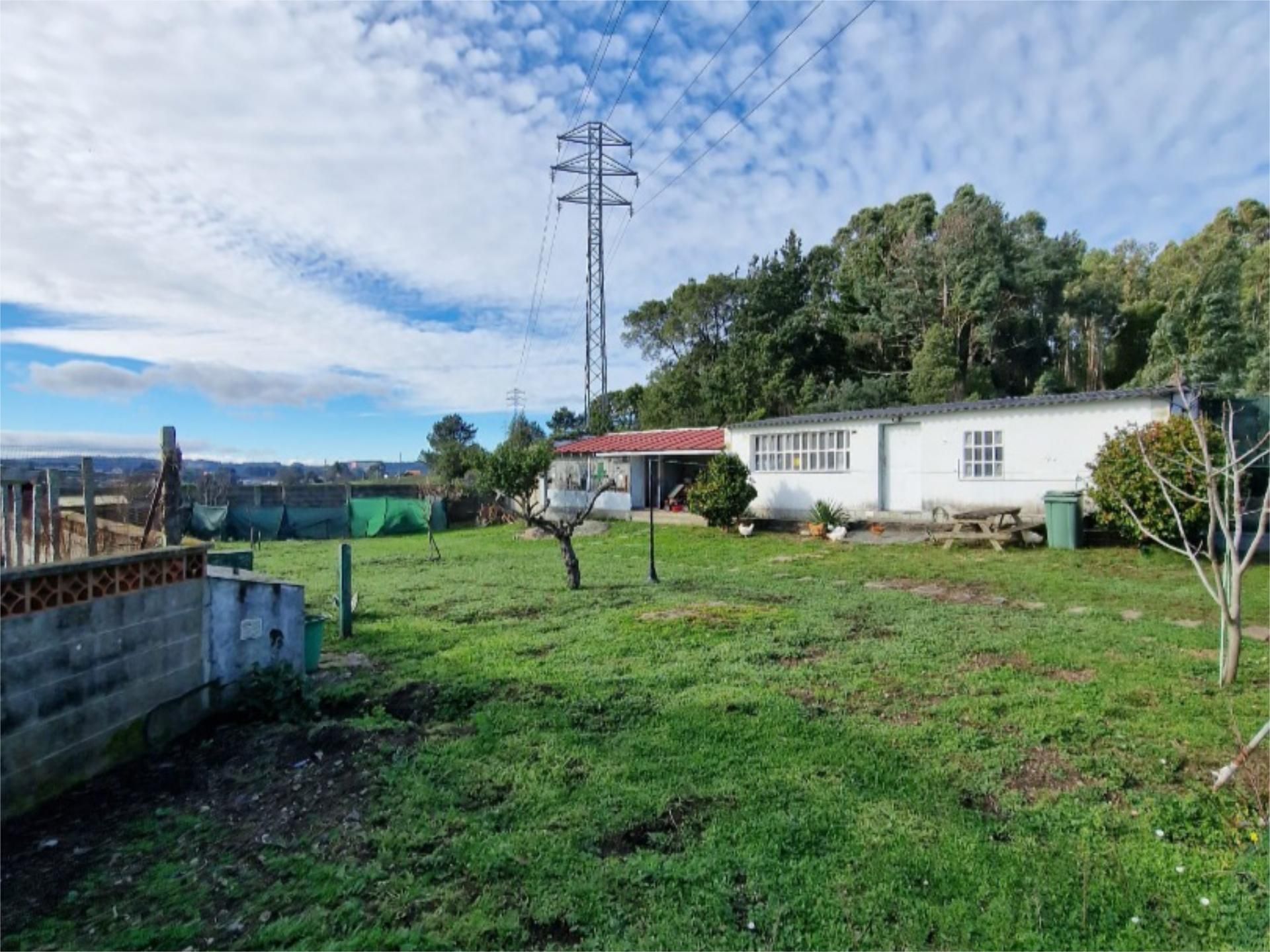 Country house for sale in A Coruña Capital 