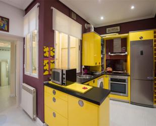 Kitchen of Apartment for sale in  Madrid Capital