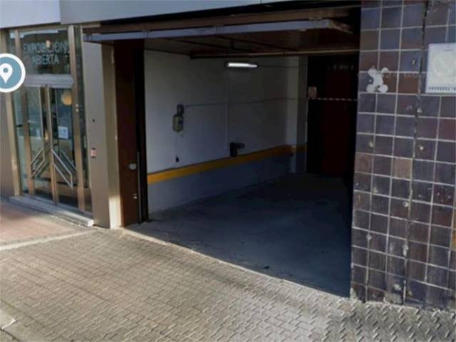 Garaje en Venta en Avenida del Llano Castellano, 13 en Tres Olivos - Valverde