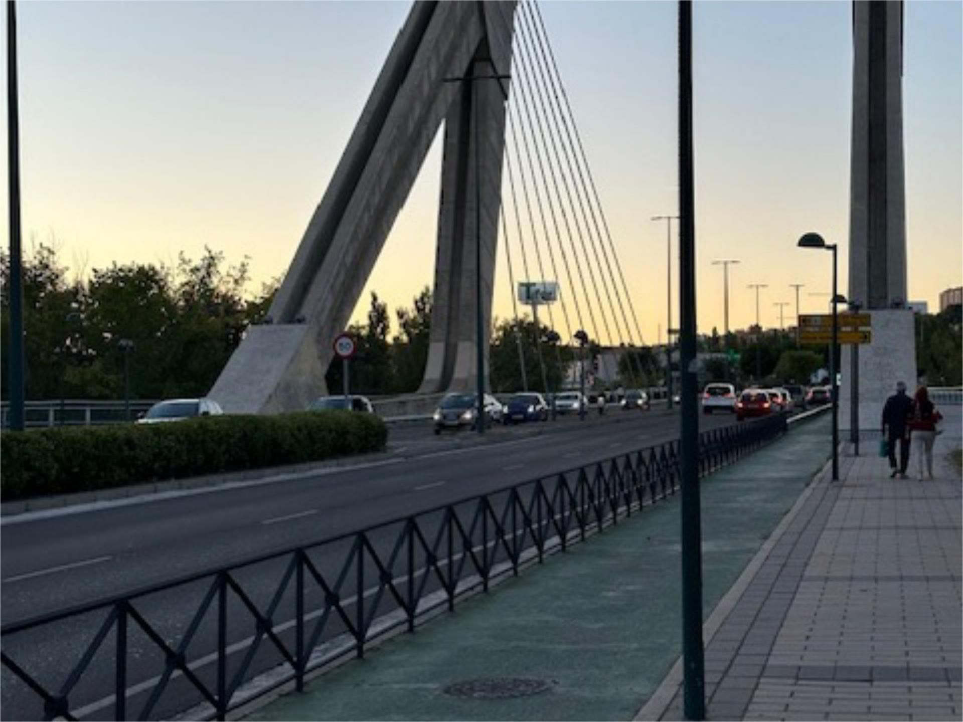 Exterior view of Garage for sale in Valladolid Capital