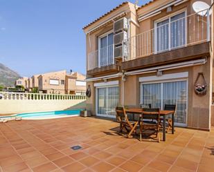 Terrassa de Casa adosada en venda en La Nucia amb Aire condicionat, Terrassa i Piscina