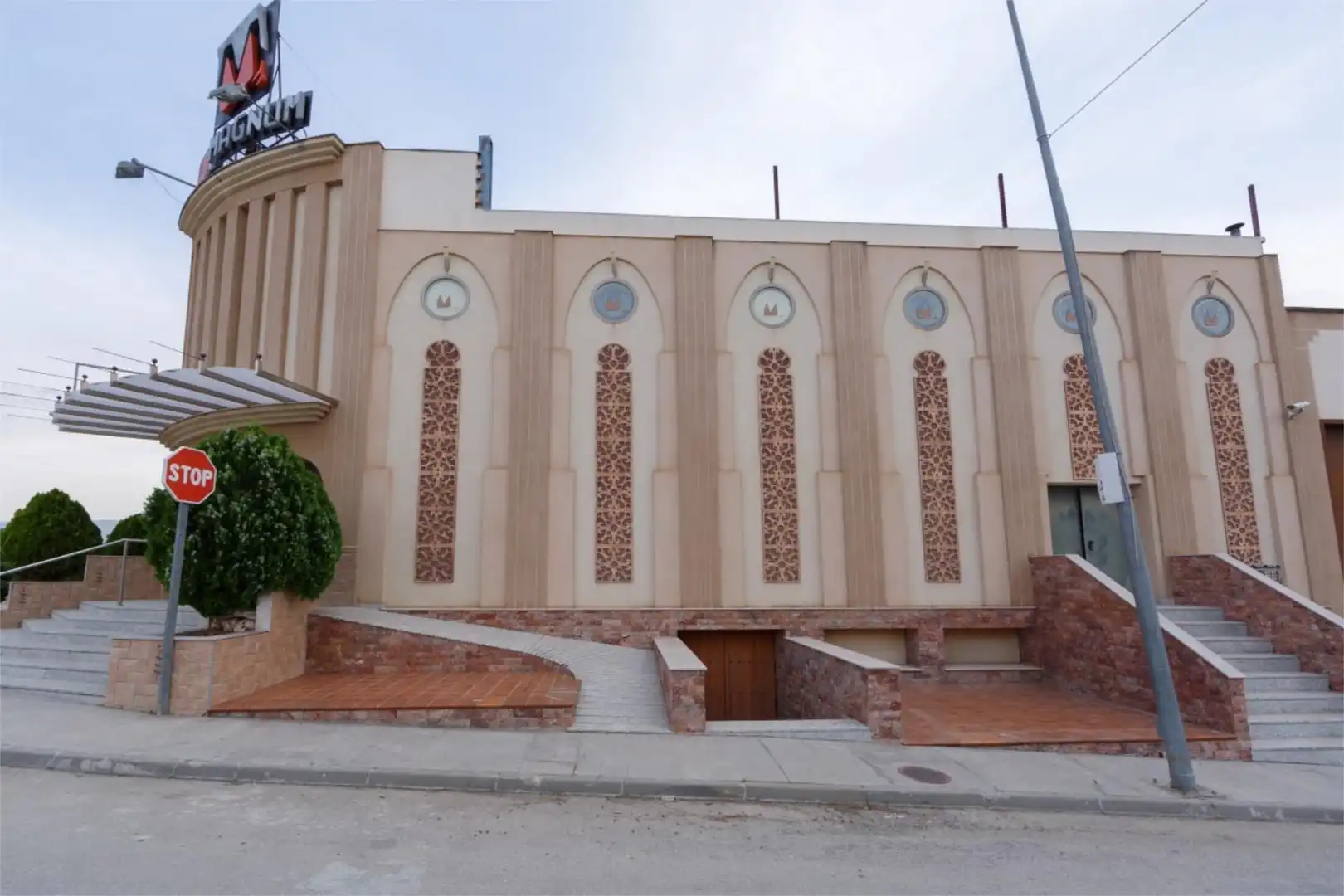 Nave industrial en venta en Avenida España, 83, Huétor Tájar Vista exterior de Nave industrial en venta en Huétor Tájar con Aire acondicionado, Calefacción y Amueblado