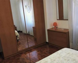 Dormitori de Apartament de lloguer en Burgos Capital