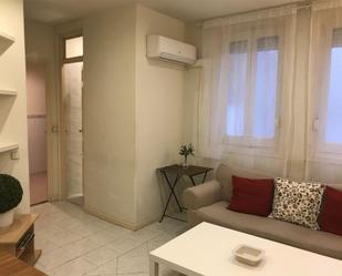 Bedroom of Flat to rent in  Madrid Capital  with Air Conditioner