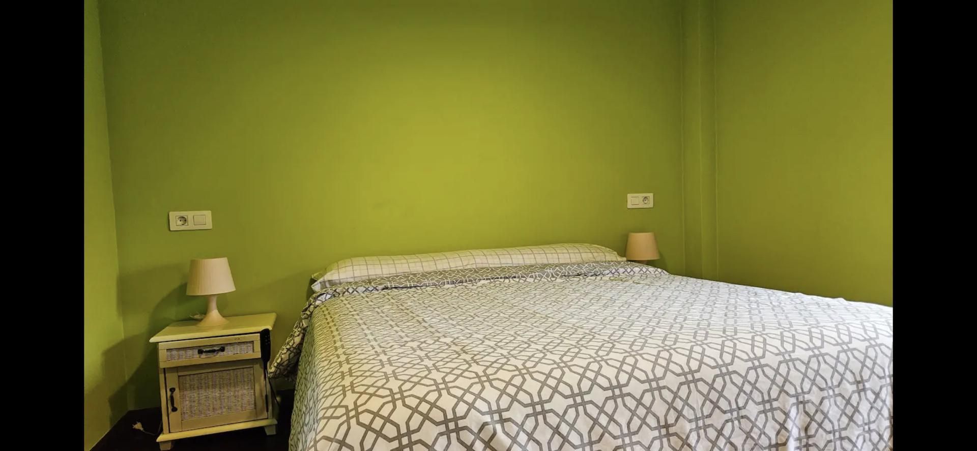 Dormitori de Planta baixa per a compartir en Avilés amb Calefacció, Parquet i Terrassa
