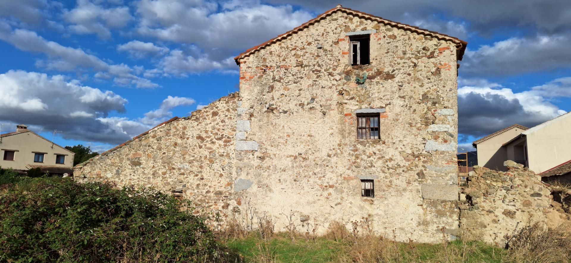 Casa adosada en venta en Calle Sin Salida, 16, Trescasas