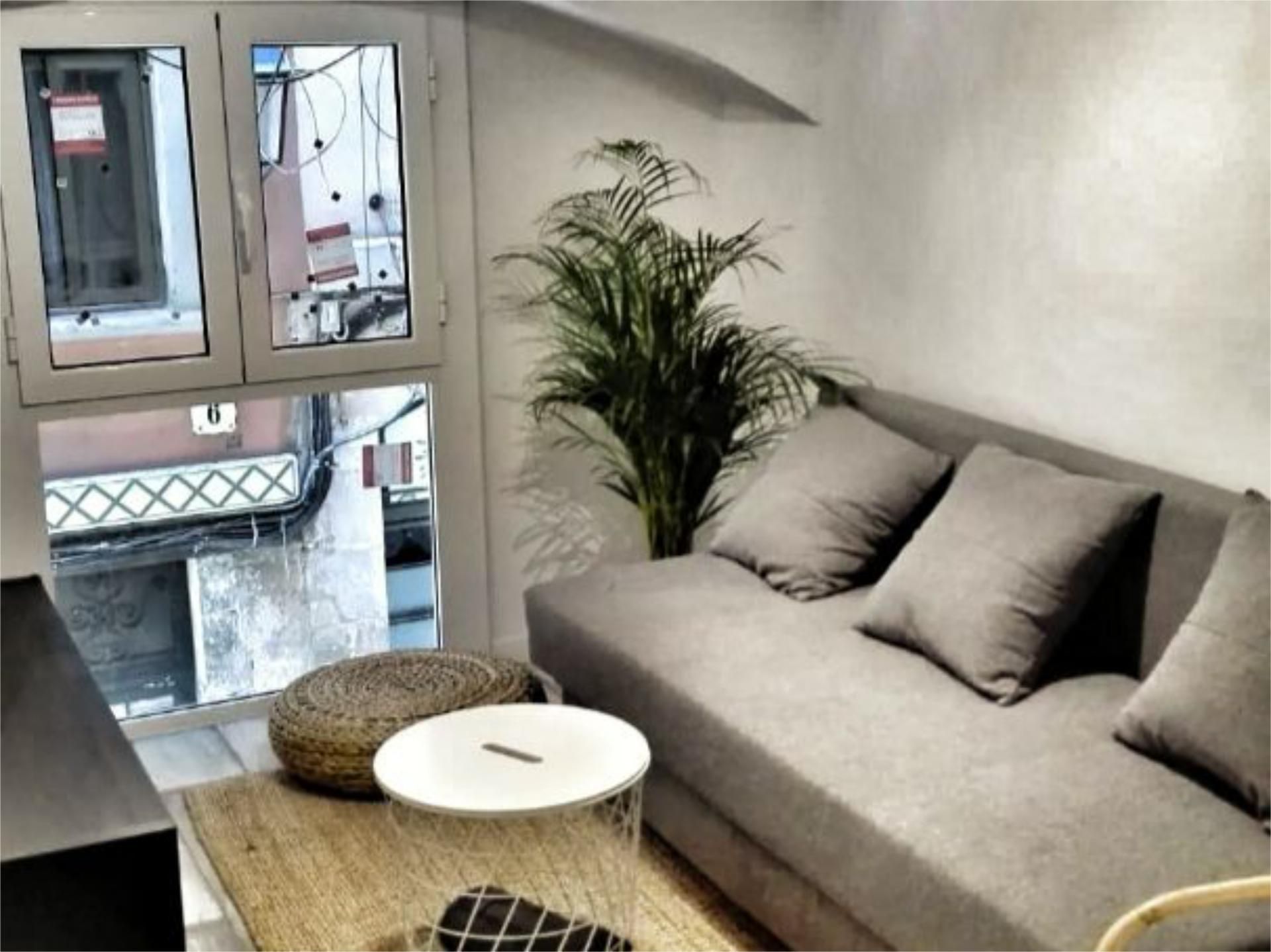 Sala d'estar de Estudi en venda en  Barcelona Capital