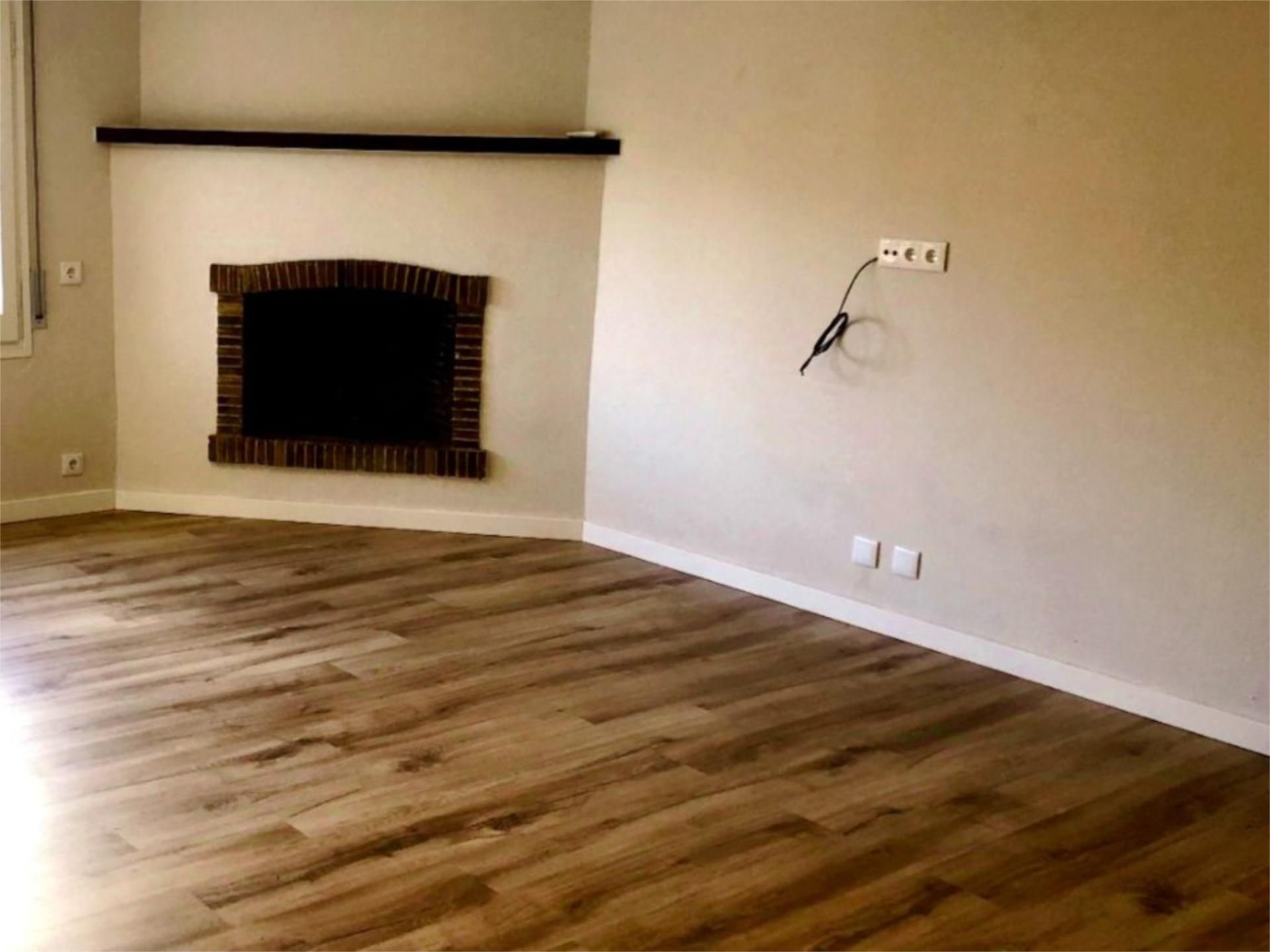 Living room of Flat for sale in Palafrugell  with Private garden, Parquet flooring and Terrace