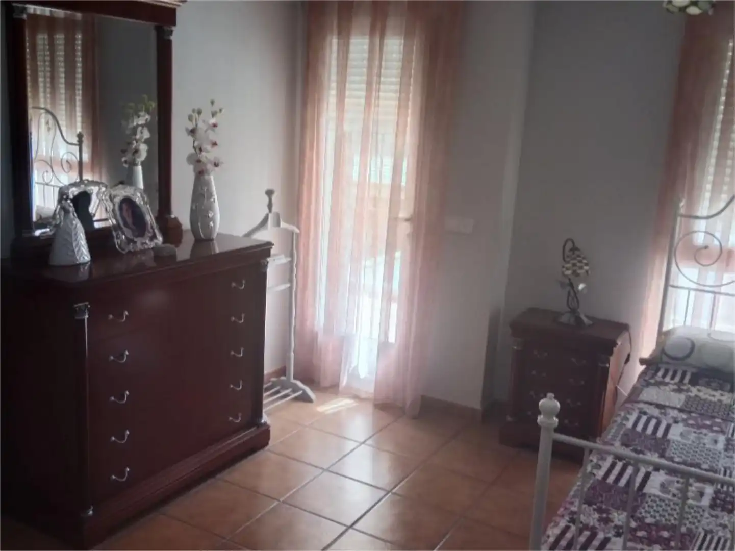 Casa adosada en venda a Carrer de Ramón y Cajal, 22, Alberic Dormitori de Casa adosada en venda en Alberic amb Aire condicionat