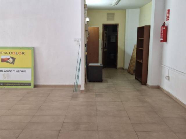 Planta baja en Alquiler en Plaza Profesor Tamarit Olmos, 12 en Jaume Roig