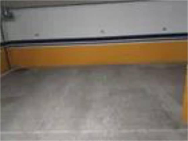 Garaje en Venta en Calle de Pando, 20 en Valdeacederas
