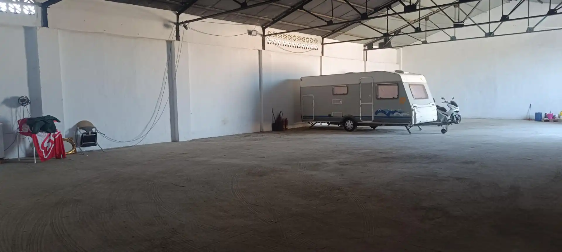 Garatge de lloguer a Camino Finca La Lira, 7, Campanillas Aparcament de Garatge de lloguer en Málaga