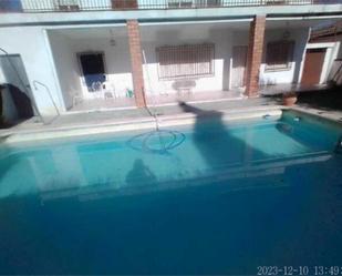 Swimming pool of Single-family semi-detached to rent in Baeza