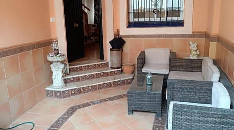 Foto 4 de Casa adosada en venda a Calle Santa Bárbara, 9, Los Molinos, Sevilla