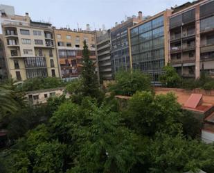 Vista exterior de Pis en venda en  Barcelona Capital amb Aire condicionat