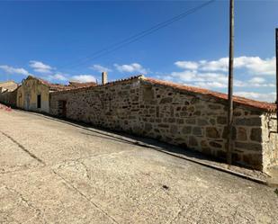 Exterior view of Country house for sale in Mingorría