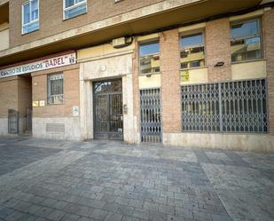 Vista exterior de Local de lloguer en Valdepeñas amb Aire condicionat