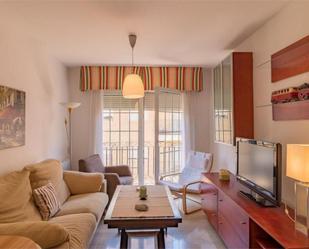 Living room of Flat to rent in  Granada Capital  with Air Conditioner, Terrace and Balcony