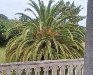 Jardí de Casa adosada de lloguer en Carballo amb Piscina