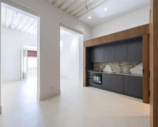 Kitchen of Flat for sale in  Madrid Capital  with Air Conditioner and Balcony