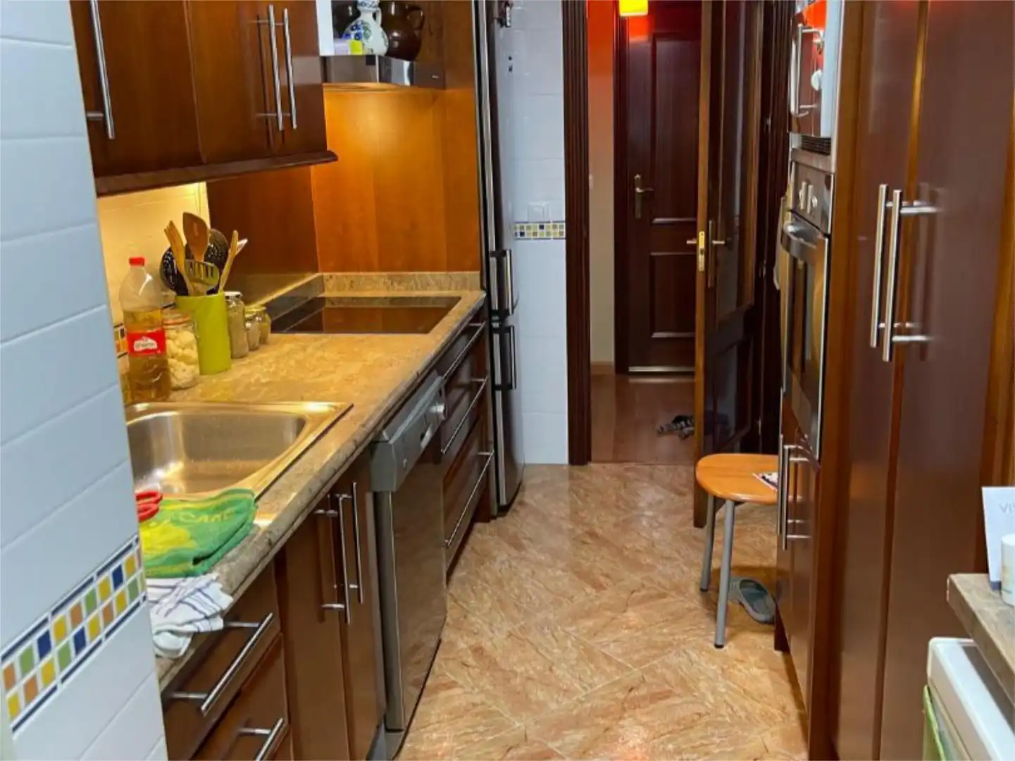 Pis en venda a Calle Matilde Cantos, 7, Parque Nueva Granada Cuina de Pis en venda en Granada Capital amb Piscina i Balcó