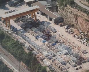 Vista exterior de Terreny industrial en venda en Castellbell i el Vilar