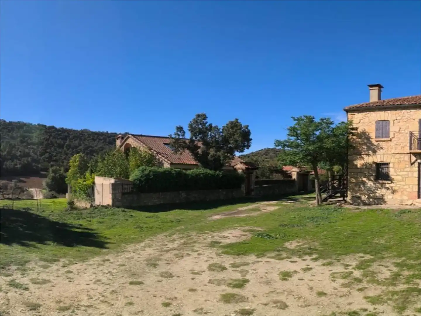 Casa adosada en venta en Calle Segovia, 22, Orejana Vista exterior de Casa adosada en venta en Orejana con Calefacción, Trastero y Amueblado