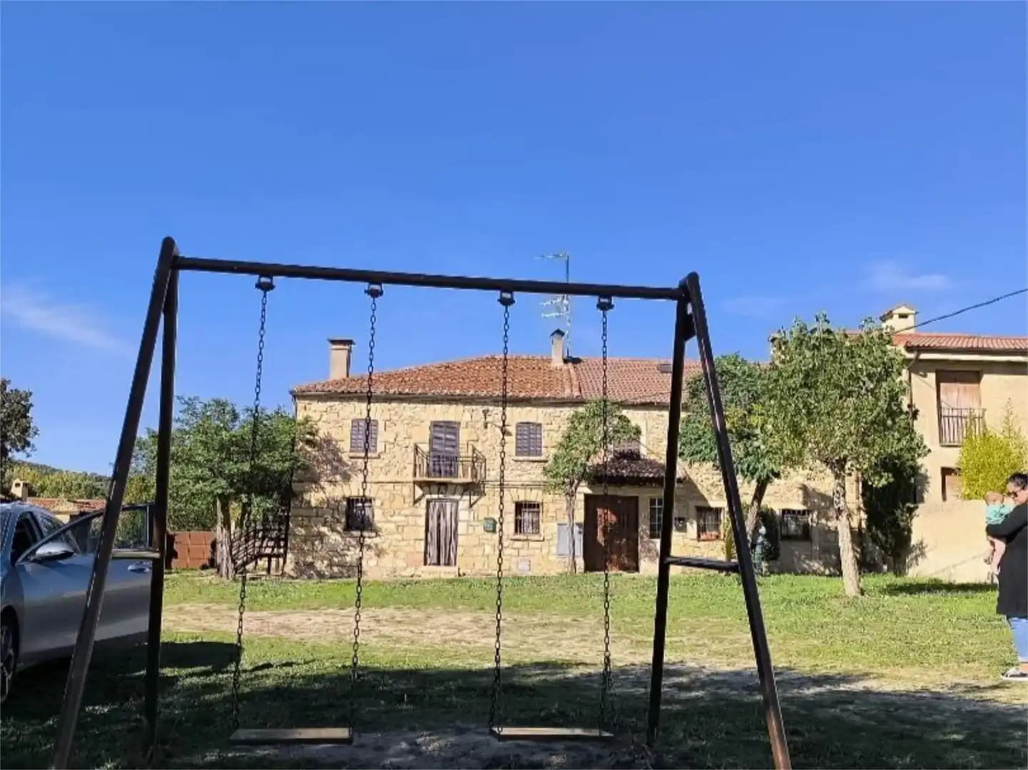 Casa adosada en venta en Calle Segovia, 22, Orejana Vista exterior de Casa adosada en venta en Orejana con Calefacción, Trastero y Amueblado