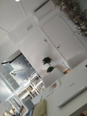 Local comercial en Alquiler en Carrer Conrado del Campo, 143 en Sector V