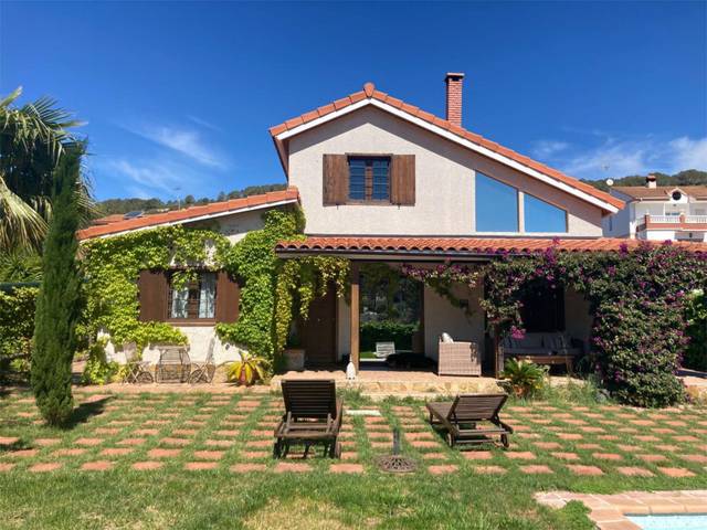 Casa-chalet en Venta en Avinguda Mas Alba, 47 en Mas Alba