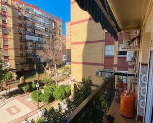 Exterior view of Flat for sale in Castilleja de la Cuesta