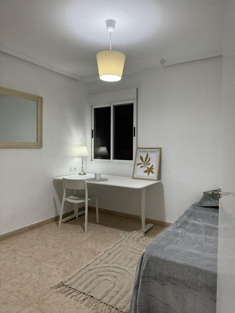 Bedroom of Flat to rent in Orihuela  with Air Conditioner, Heating and Terrace