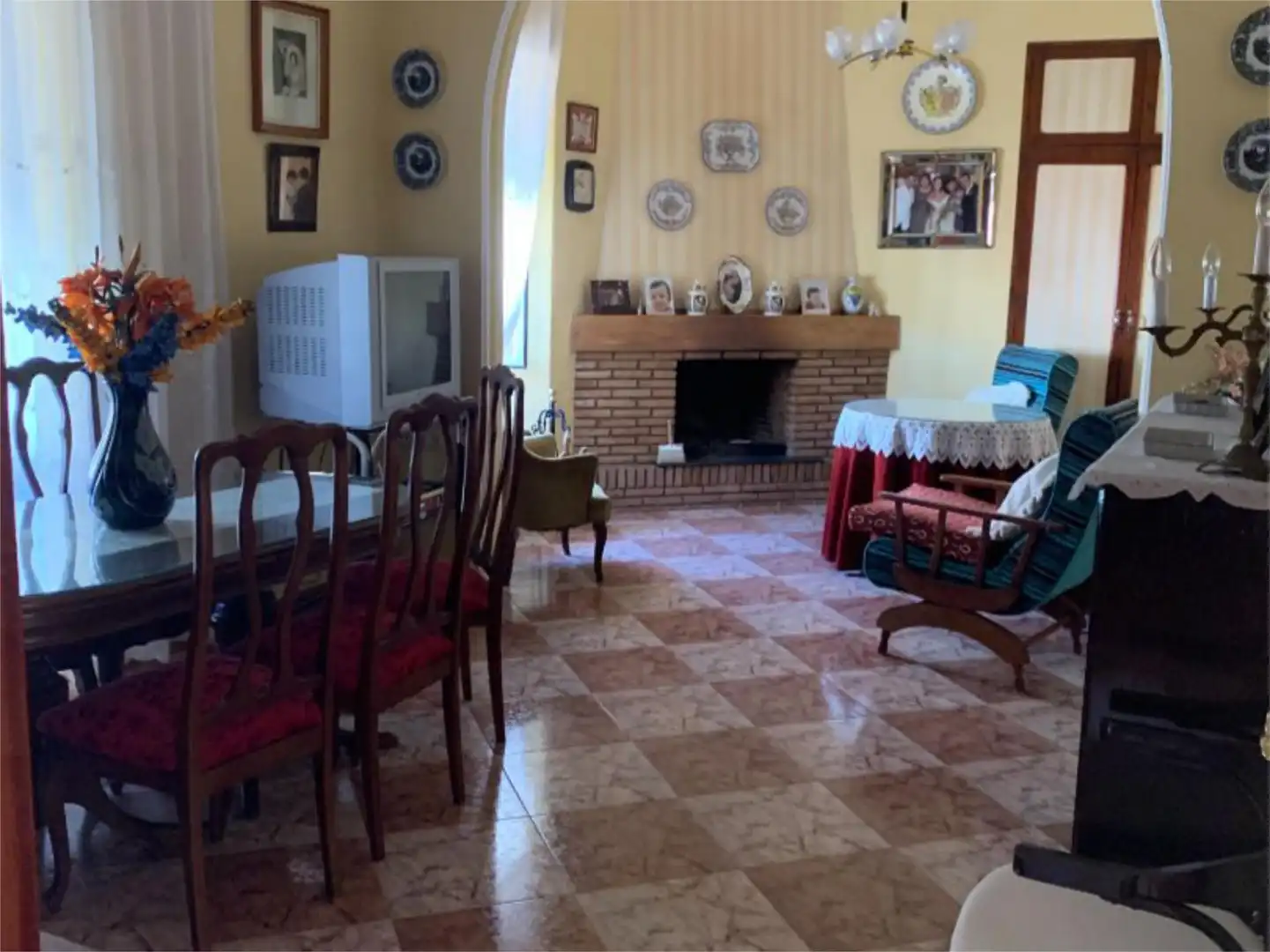 Casa adosada en venta en Calle Grande, 14, Villarta de San Juan Sala de estar de Casa adosada en venta en Villarta de San Juan con Aire acondicionado, Calefacción y Trastero